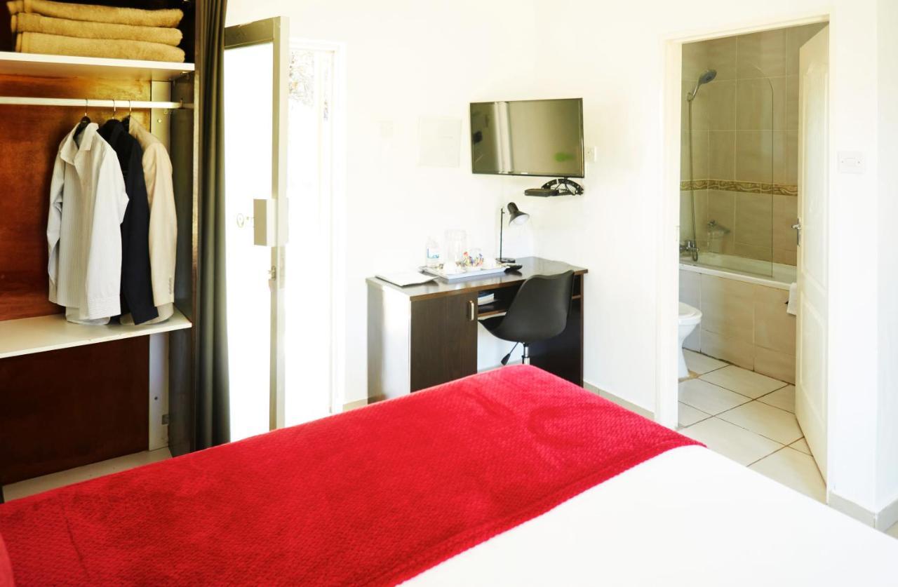 Laha Hotel Маун Екстер'єр фото