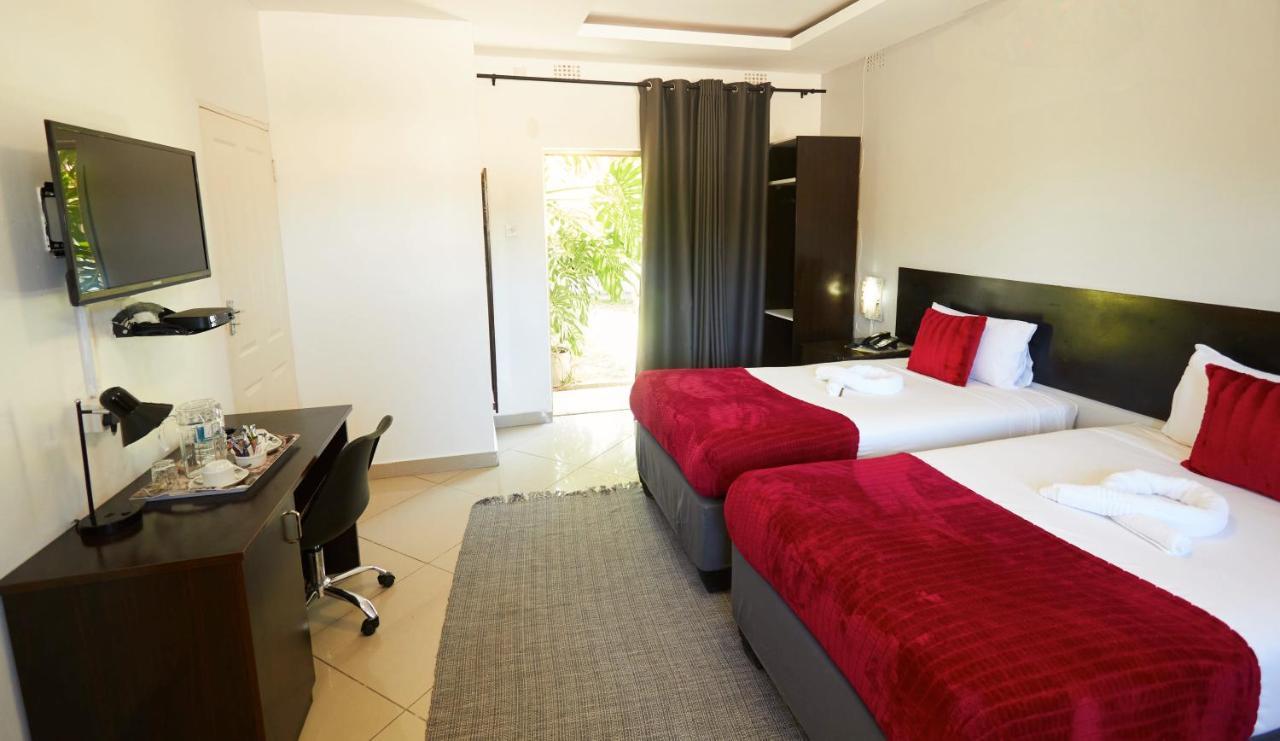 Laha Hotel Маун Екстер'єр фото