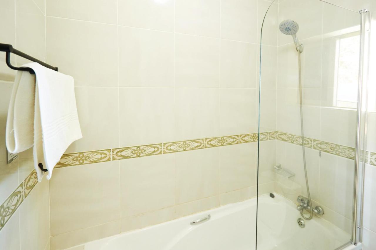 Laha Hotel Маун Екстер'єр фото